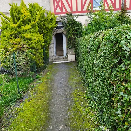 Toute Histoire * Commes