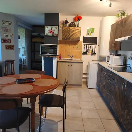 Toute Histoire * Commes