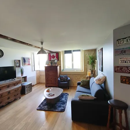 شقة Toute Histoire